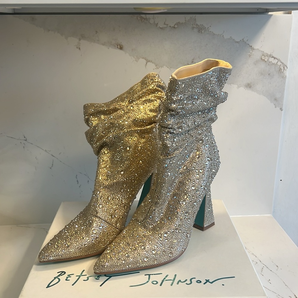 Betsy Johnson Blue light gold, rhinestone slouch boots size 8.5, new in box